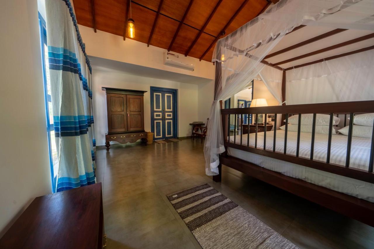 Mihiripenne 5Br Luxury Villa With Pool The Blues מראה חיצוני תמונה
